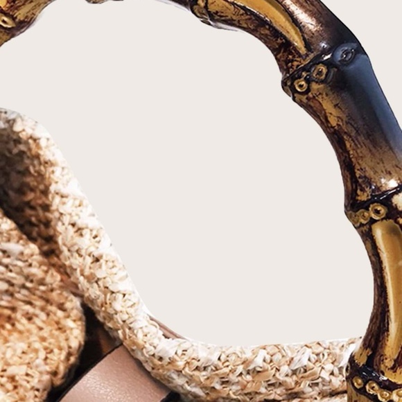 Straw bucket drawstring Bag - Picture 4 of 7